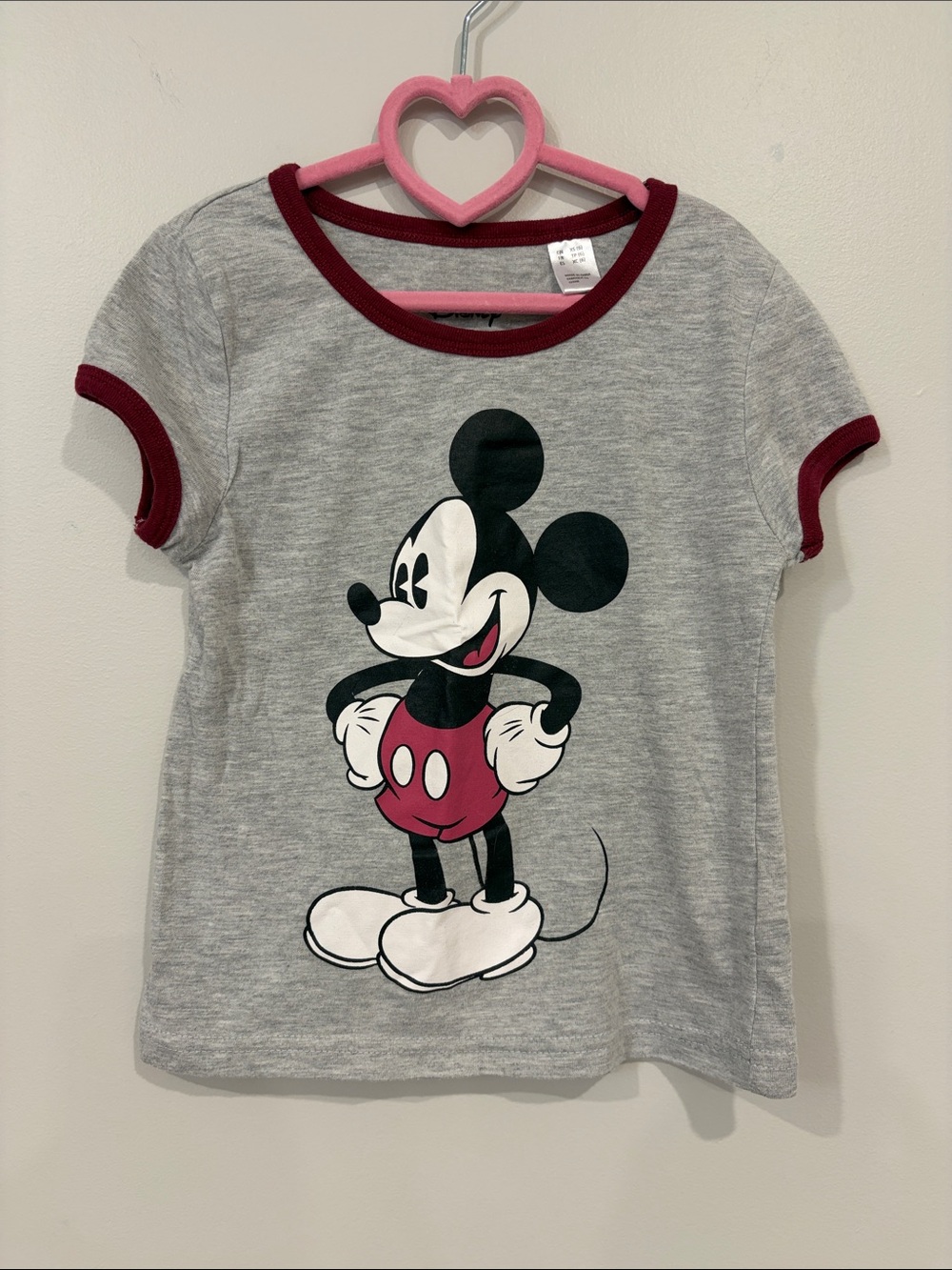 🦄5/25 Mickey T shirt with Graphic on Back